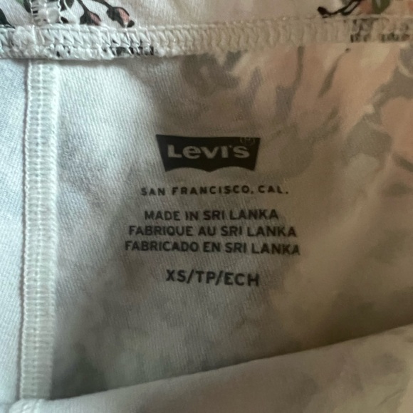 🧡 5 for $25 SALE 🧡 LEVIS biker shorts! 🩳 - Picture 3 of 4